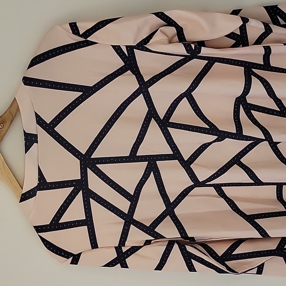 STYLISH LONGSLEEVE TOP LARGE - Picture 7 of 11